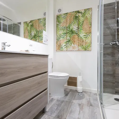 Beachome4u 5 * Пареде